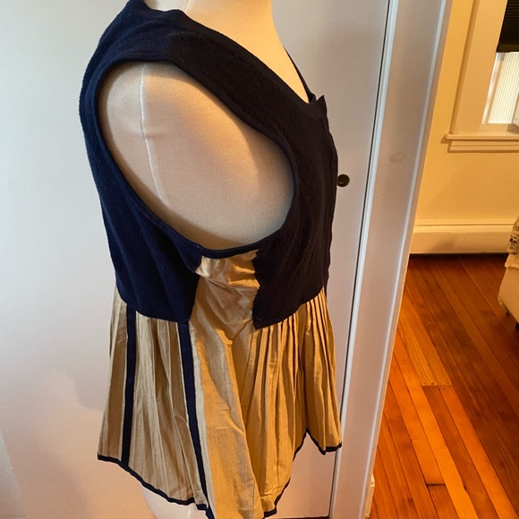 Anthropologie sweater sleeveless pleated top M - Picture 4 of 9